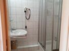 Single room 32 bathroom with shower